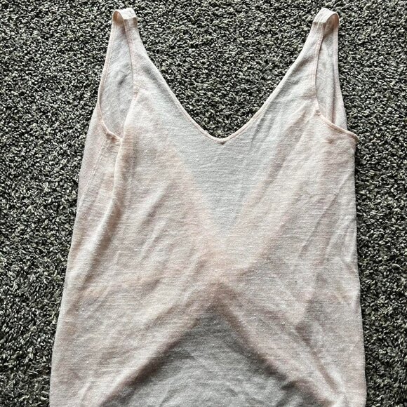 Lululemon Pink Knit Tank Top Sleeveless Knotted Womens S-M Low Cut Back Sheer - Picture 4 of 7
